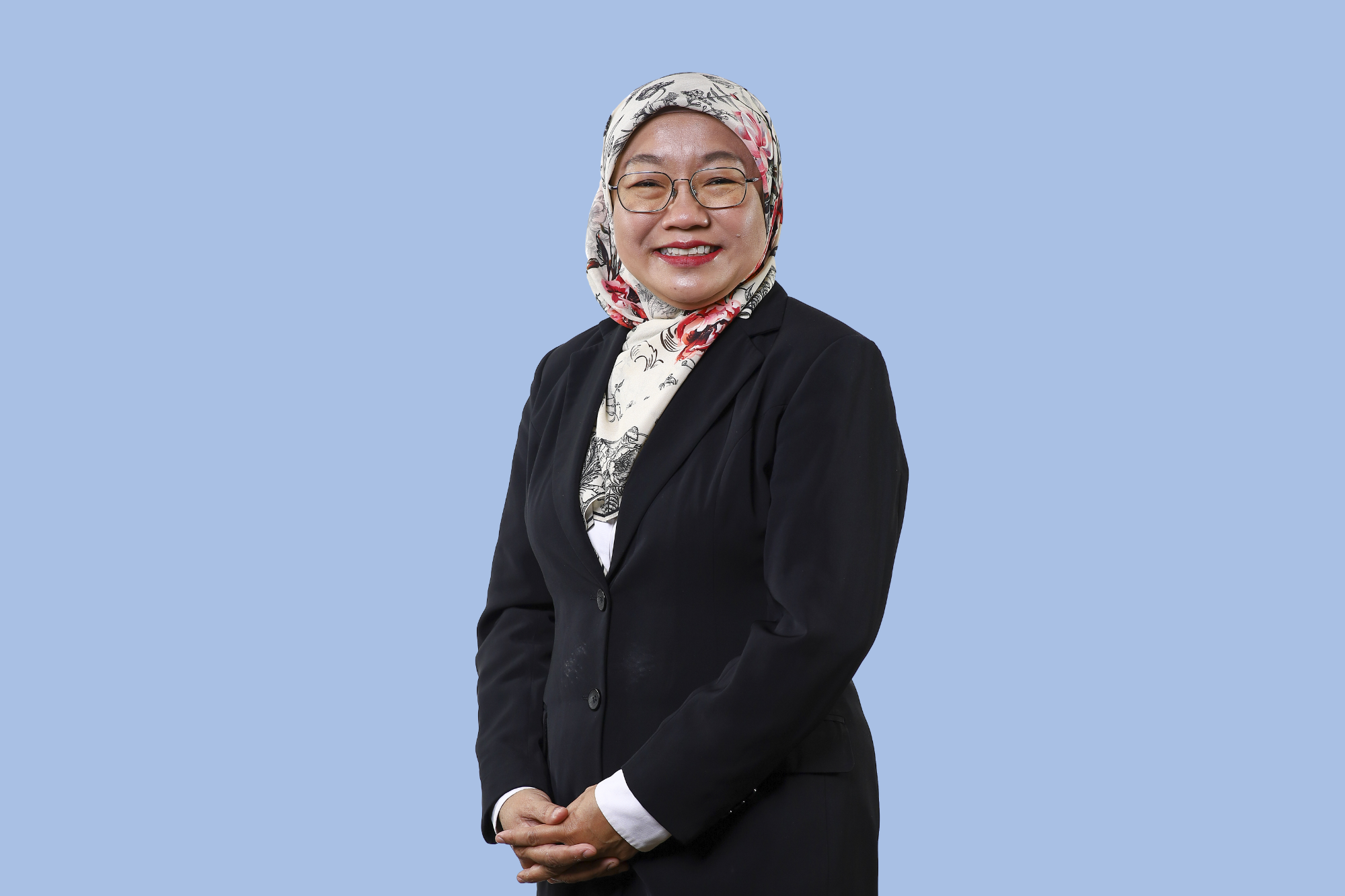 Yang Berbahagia Puan Salina binti Bujang